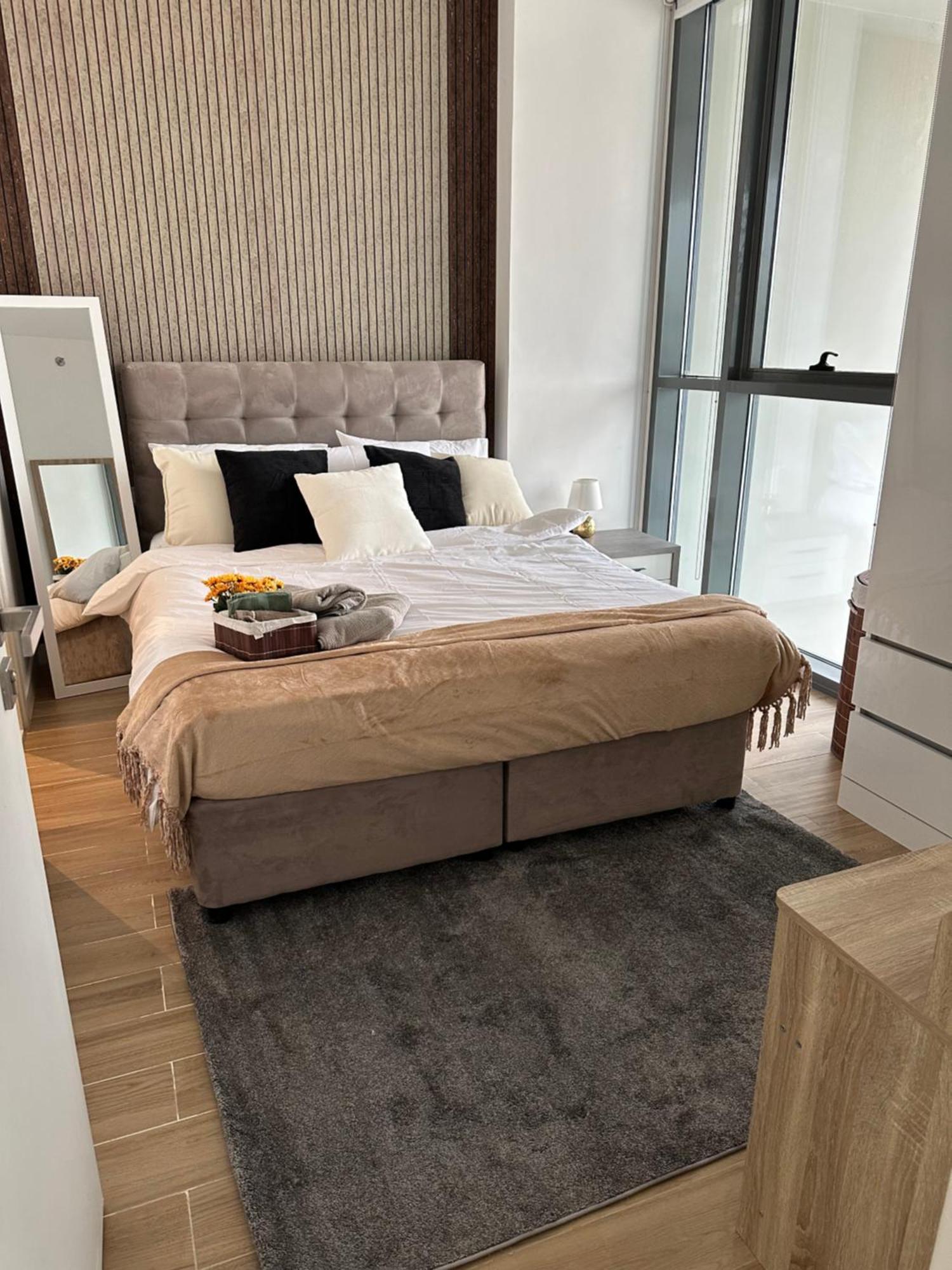 Al Raha Apartment